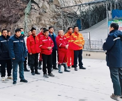 實(shí)戰(zhàn)演練，防患未“燃”｜雙河金礦開展冬季火災(zāi)應(yīng)急預(yù)案演練